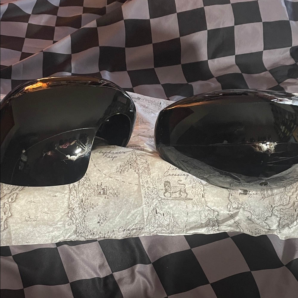 Mini Cooper Clubman 24’ Side Mirror Covers- Brand New